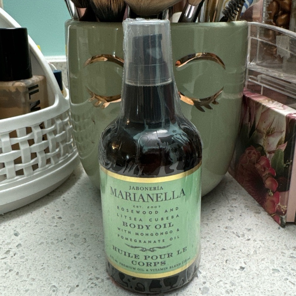 Jaboneria Marianella Premium Body Oil & Vitamin Blend 4 fl oz NEW SEALED Bottle